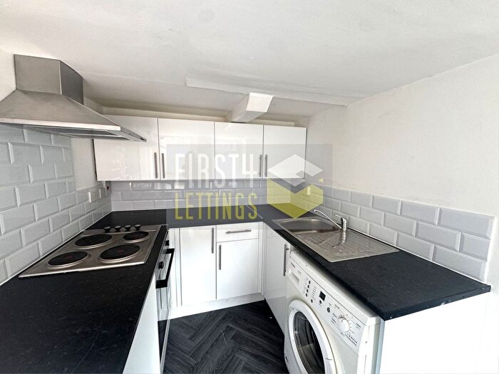 1 Bedroom Studio To Rent In London Road, Stoneygate, LE2