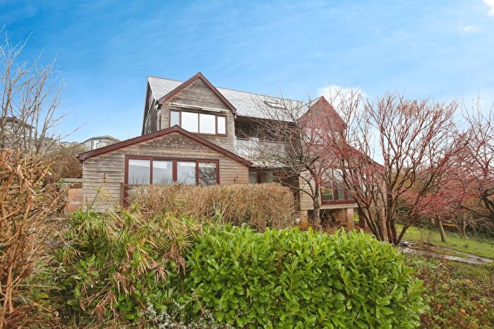 6 Bedroom Detached House For Sale In Torquay Road, Teignmouth, TQ14