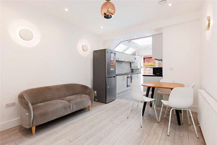 6 Bedroom Detached House To Rent In Henchman Street, London, W12