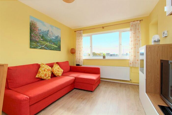 1 Bedroom Flat To Rent In Cortis Road, London, SW15