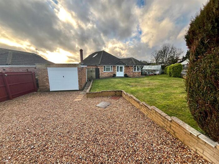 4 Bedroom House For Sale In Ilynton Avenue, Firsdown, Salisbury, SP5