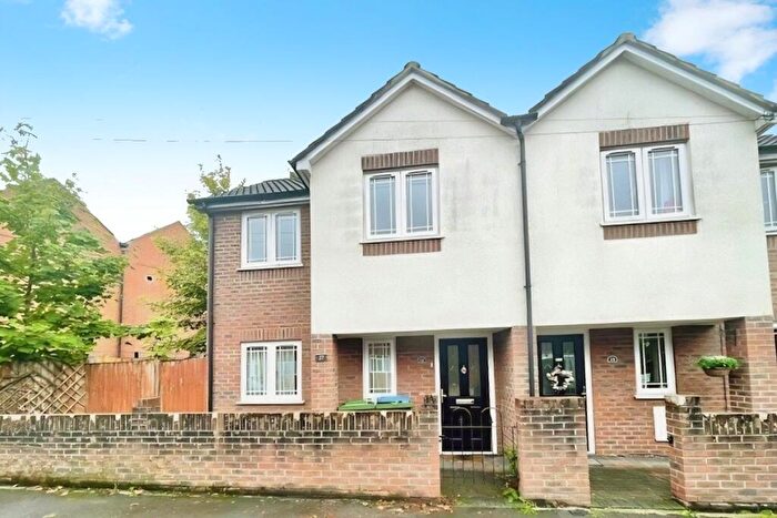 2 Bedroom Semi-Detached House For Sale In Heath Road, Southampton, SO19