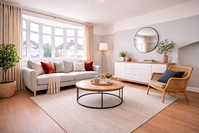 3 Bedroom Semi-Detached House To Rent In Hevers Avenue, Horley, RH6