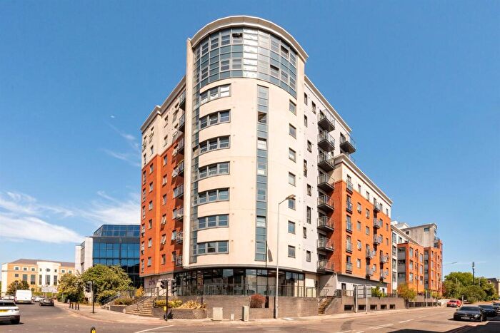 1 Bedroom Apartment To Rent In Watlington Street, Reading, RG1