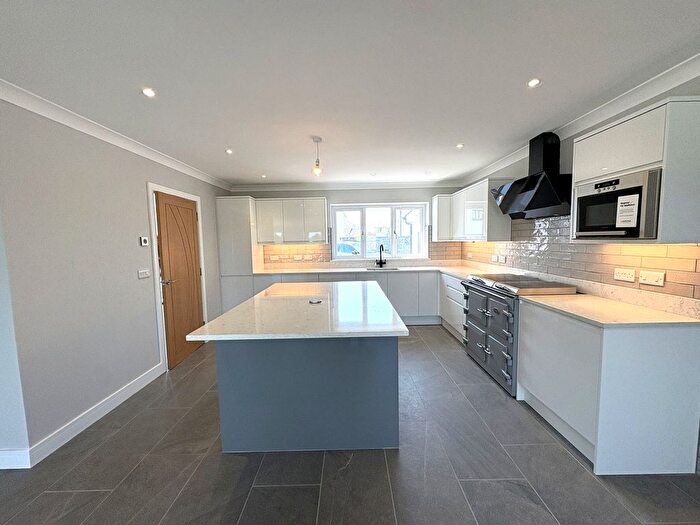 4 Bedroom Detached House For Sale In Station Road, Nantgaredig, Carmarthen, SA32