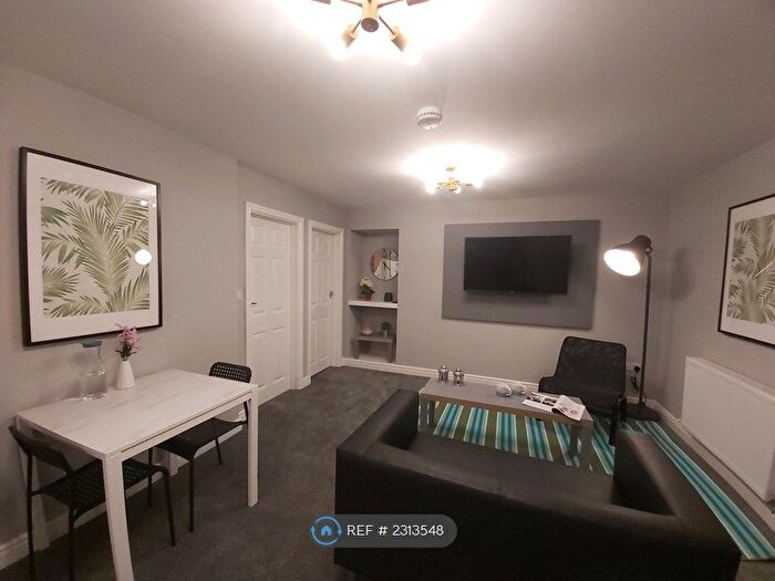 2 Bedroom Flat To Rent In Tunstall Road, Sunderland, SR2