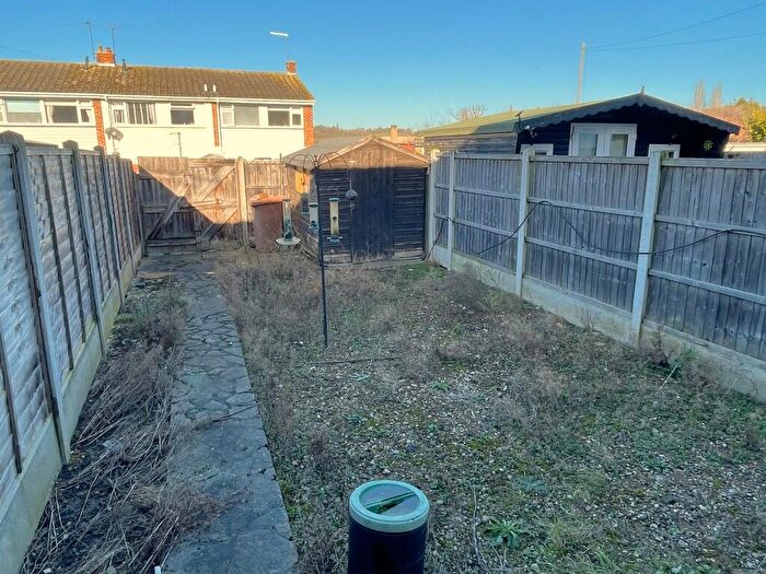 3 Bedroom Terraced House For Sale In Brampton Close, Stanford-Le-Hope, Essex, SS17