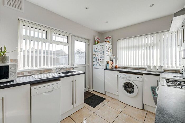 2 Bedroom Bungalow For Sale In Ivydore Avenue, Worthing, West Sussex, BN13
