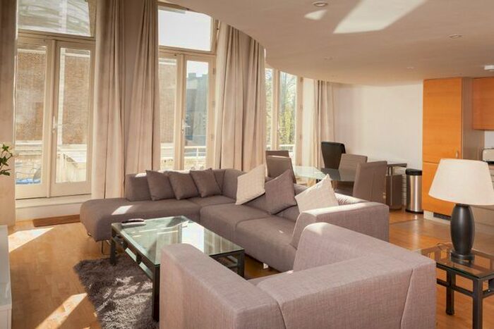 1 Bedroom Flat To Rent In Earl's Court Square, London, SW5