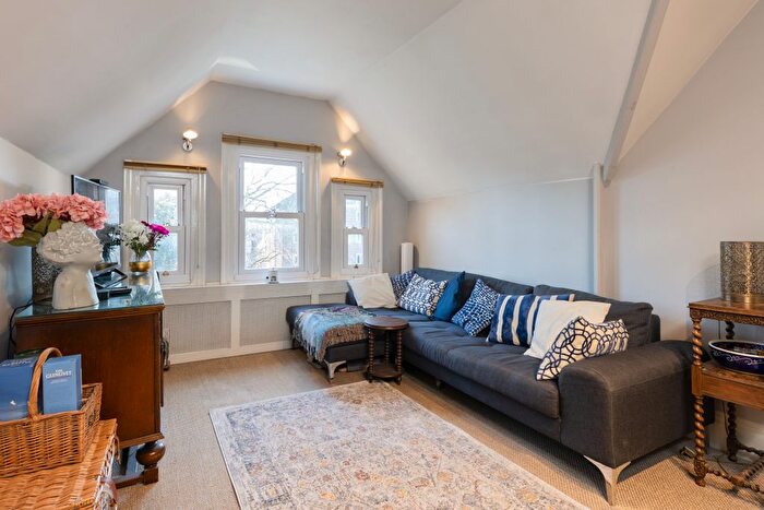 1 Bedroom Flat To Rent In West Hill, London, SW15