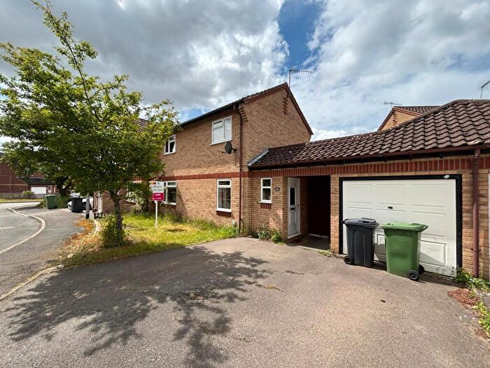 3 Bedroom Semi-Detached House For Sale In Thyme Close, Thetford, IP24