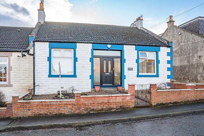 3 Bedroom Semi-Detached House For Sale In Pyothall Road, Broxburn, EH52