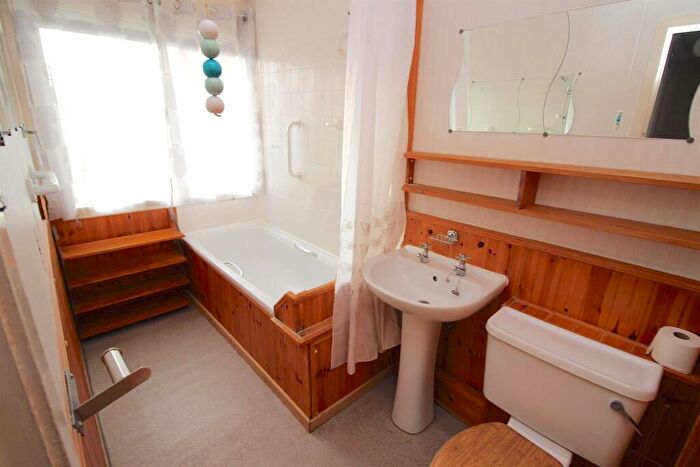 3 Bedroom Terraced House For Sale In Pentland Avenue, Port Glasgow, PA14