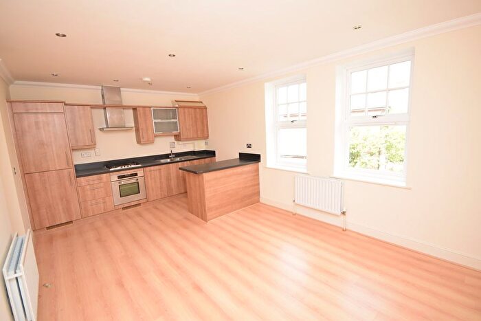 1 Bedroom Flat For Sale In Hale Road, Farnham, Surrey, GU9