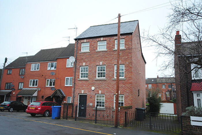 2 Bedroom Apartment To Rent In Welbeck Road, Doncaster, DN4