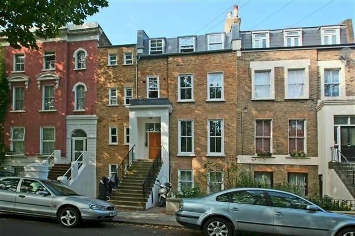 5 Bedroom Flat To Rent In Asylum Road, London, SE15