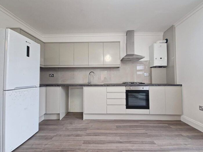 2 Bedroom Bungalow To Rent In Beech Farm Cottage, Hale End Road, Woodford Green, IG8