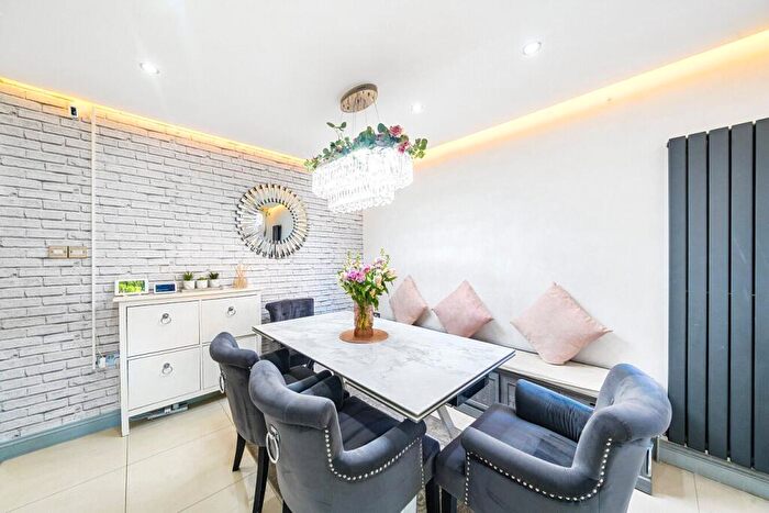 5 Bedroom Terraced House For Sale In Parchmore Road, Thornton Heath, CR7