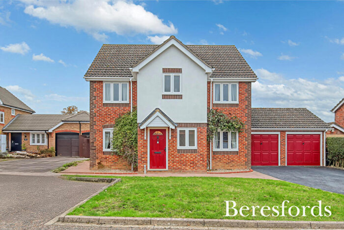 4 Bedroom Detached House For Sale In The Mead, Dunmow, CM6