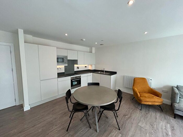 1 Bedroom Apartment To Rent In Charlotte Street, Birmingham, B3
