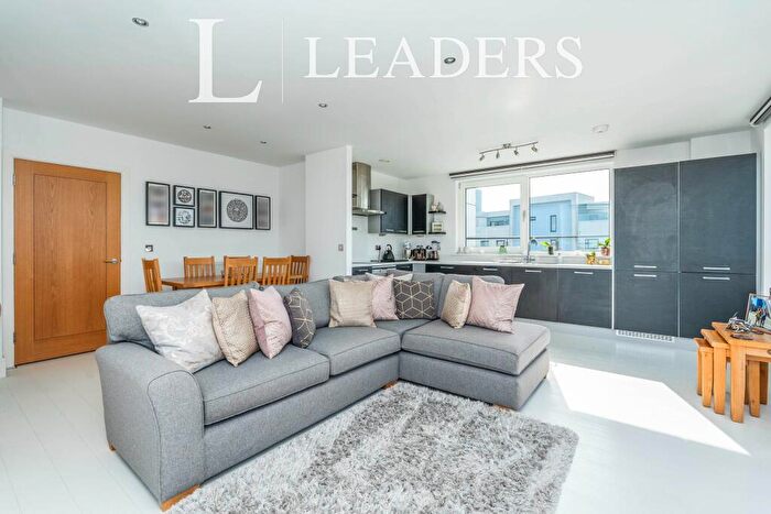 2 Bedroom Apartment To Rent In Cobalt Quarter, Ocean Village, SO14