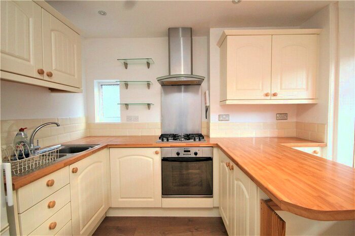 2 Bedroom Maisonette To Rent In St. Dunstans Road, London, SE25