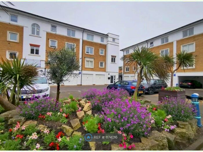 2 Bedroom Flat To Rent In Neptune Court, Brighton Marina Village, Brighton, BN2