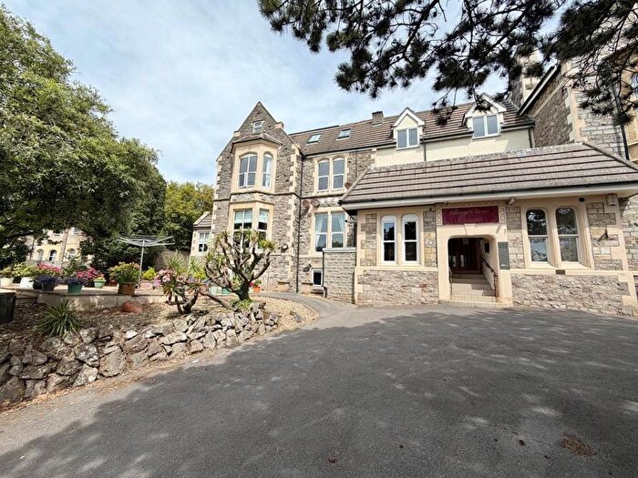2 Bedroom Flat For Sale In Atlantic Road South, Weston Hillside - No Chain, BS23