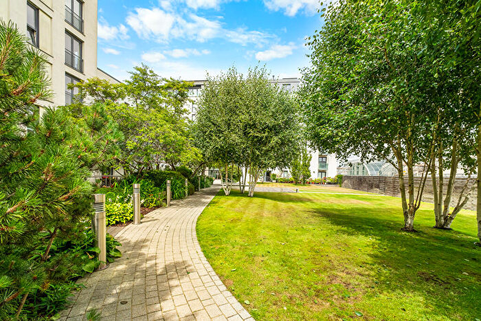 1 Bedroom Apartment For Sale In Hayes Apartments, The Hayes, Cardiff, CF10
