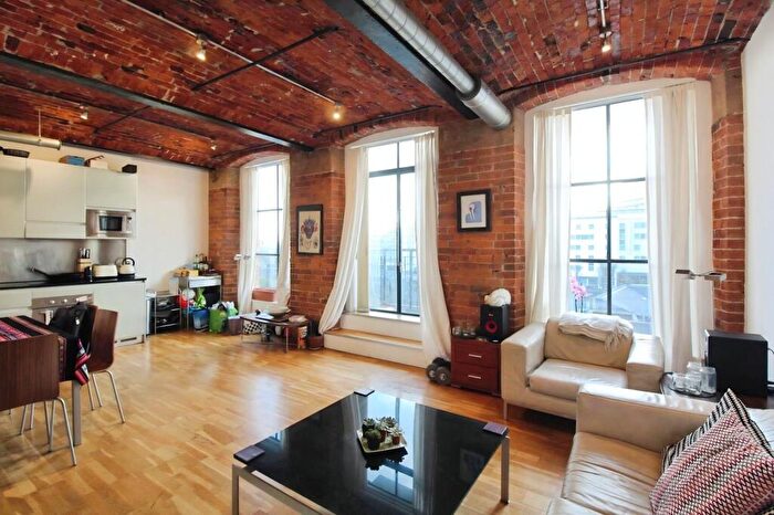 2 Bedroom Flat To Rent In Roberts Wharf, Neptune Street, Leeds, West Yorkshire, LS9