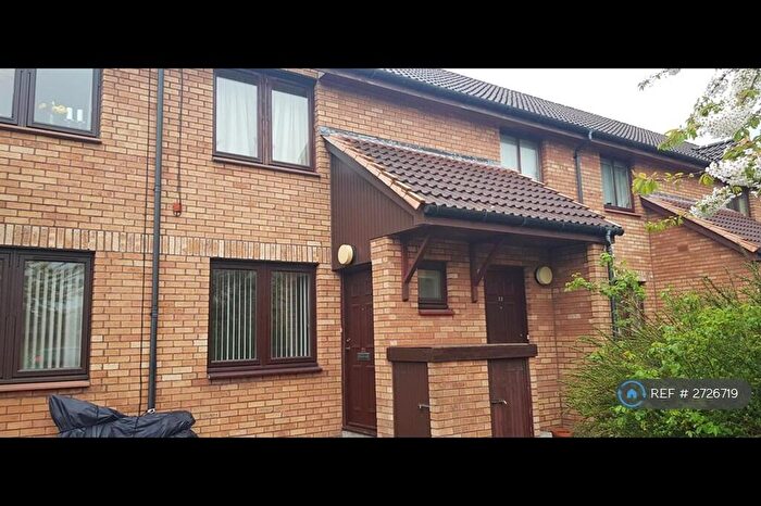 2 Bedroom Flat To Rent In Sinclair Place, Falkirk, FK2