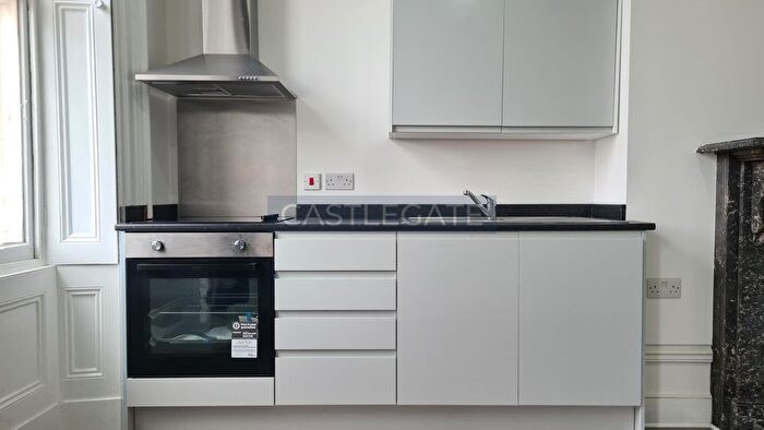 1 Bedroom Studio To Rent In Market Place, Huddersfield Town Centre, HD1