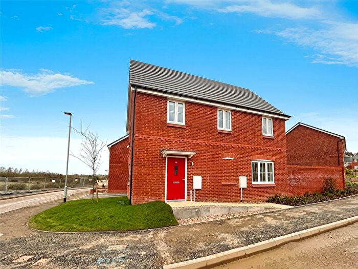 4 Bedroom Detached House To Rent In Butterworth Road, Sutton-In-Ashfield, Nottinghamshire, NG17