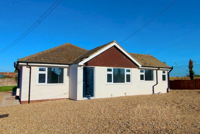 4 Bedroom Detached Bungalow For Sale In Arundel Road, Cliffsend, Ramsgate, CT12
