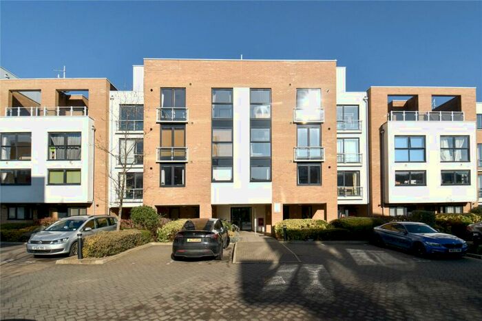 1 Bedroom Apartment To Rent In Pym Court, Cromwell Road, Cambridge, CB1