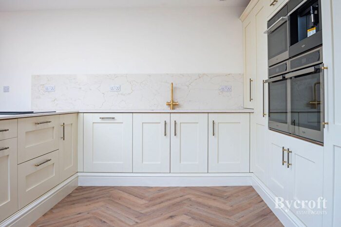 3 Bedroom Detached Bungalow For Sale In Long Lane, Bradwell, NR31