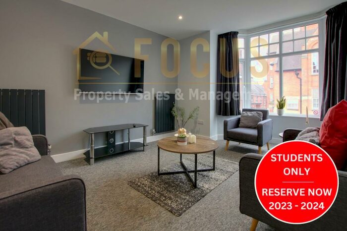 5 Bedroom End Of Terrace House To Rent In Clarendon Park Road, Leicester, LE2