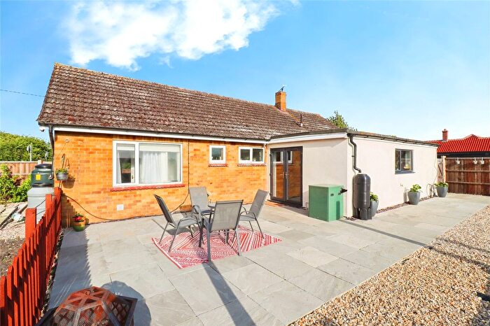 3 Bedroom Bungalow For Sale In Ellingham Road, Scoulton, Norwich, Norfolk, NR9