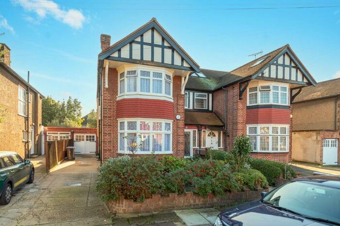 3 Bedroom House To Rent In Trevelyan Gardens, Kensal Rise, London, NW10