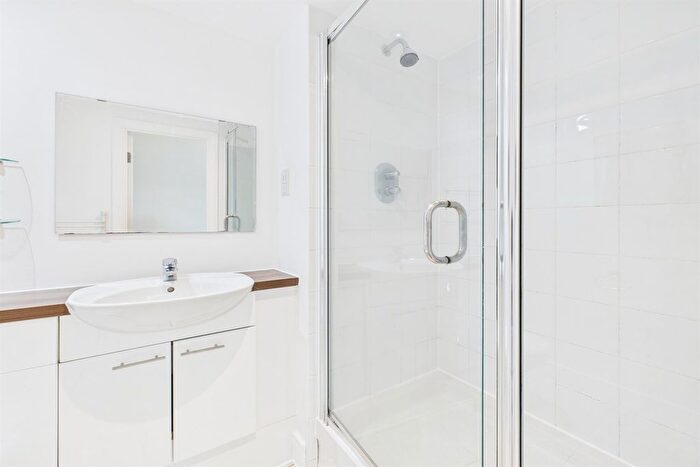 3 Bedroom Flat To Rent In Nonsuch House, Chapter Way, Colliers Wood, SW19