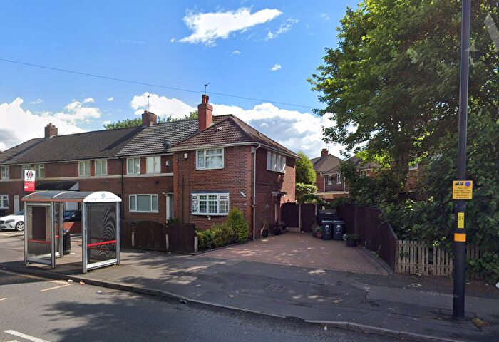 3 Bedroom End Of Terrace House To Rent In Kitts Green Road, Birmingham, West Midlands, B33