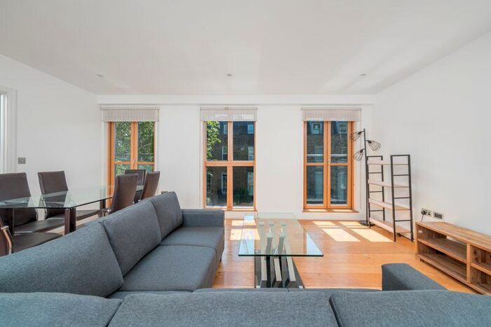 3 Bedroom Flat To Rent In Murray Street, London, NW1