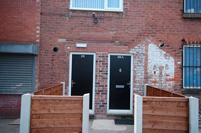 2 Bedroom Flat To Rent In Chorley Road, Swinton, Manchester, M27