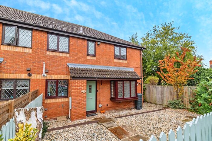2 Bedroom Cluster House For Sale In Astwood Drive, Flitwick, Bedford, MK45