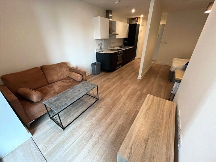 Apartment To Rent In Laurence Place, New Kings Head Yard, Salford, M3