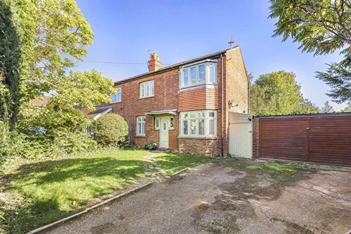 3 Bedroom Semi-Detached House For Sale In Kidmore Road, Caversham Heights, Reading, RG4
