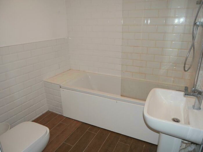 1 Bedroom Flat To Rent In Market Place, Stockport, SK1
