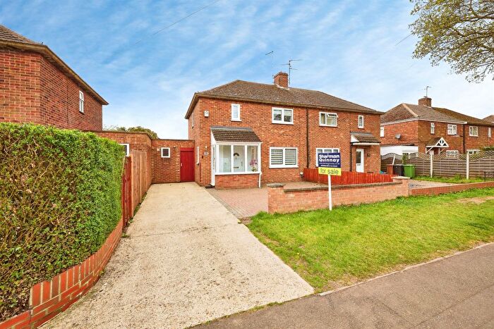 3 Bedroom Semi Detached House For Sale In Croyland Road, Peterborough, PE4