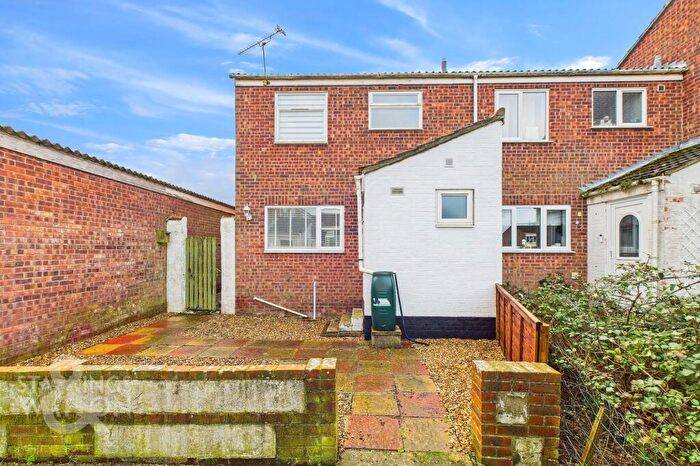 3 Bedroom End Of Terrace House For Sale In Lovell Gardens, Watton, Thetford, IP25
