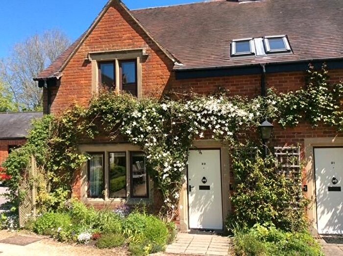 2 Bedroom Property For Sale In Swan Road, Pewsey, SN9